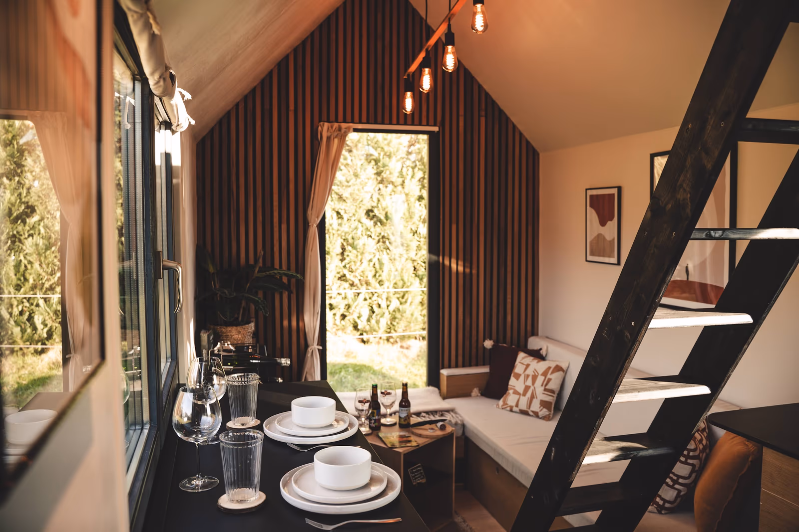 La Ruche — Tiny House (Airbnb) — image 2 sur 9