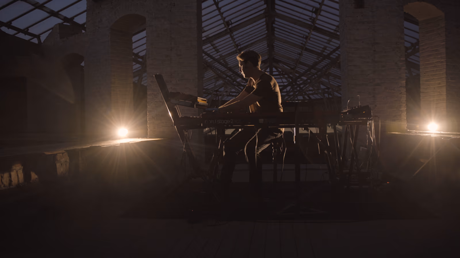 Tebahide — Take a Trip Down (Live Session) — image 17 sur 23