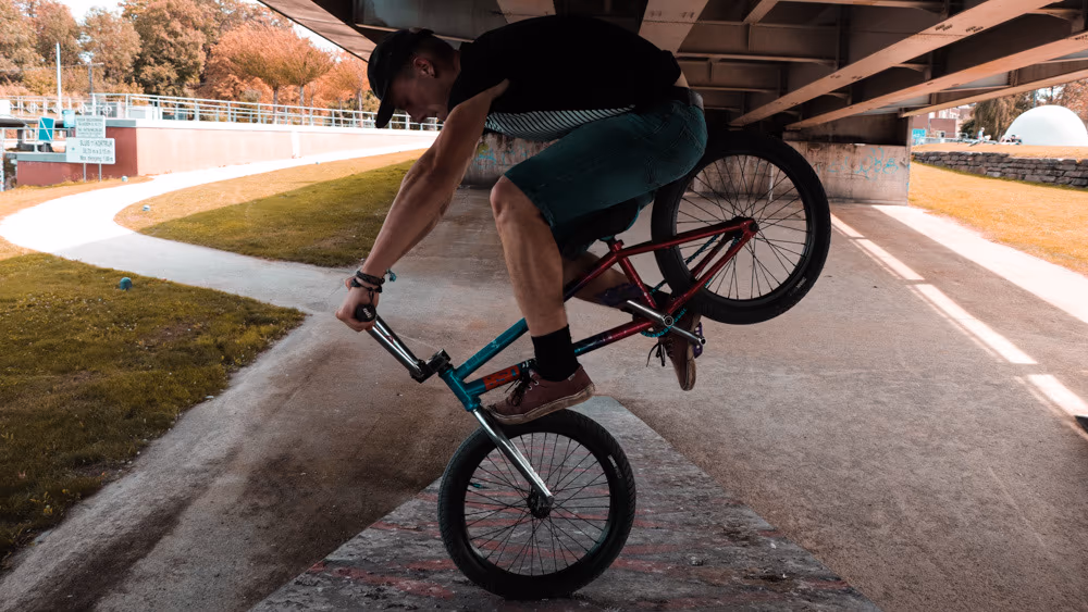 Swann — Session BMX — image 4 sur 6